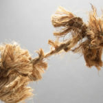 a stretched fray rope